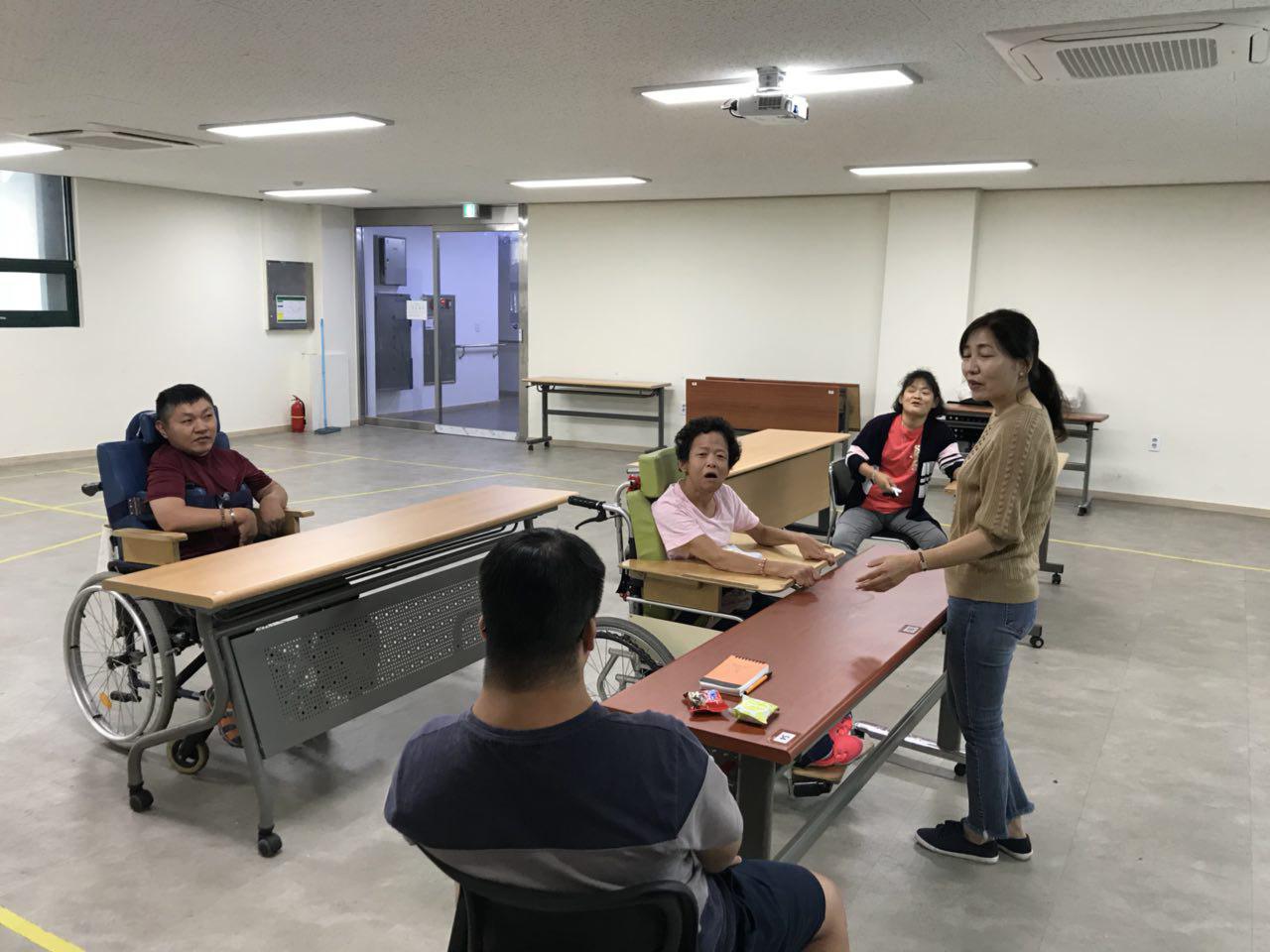 2018년 9월 11일 - 2회 학생회 사진