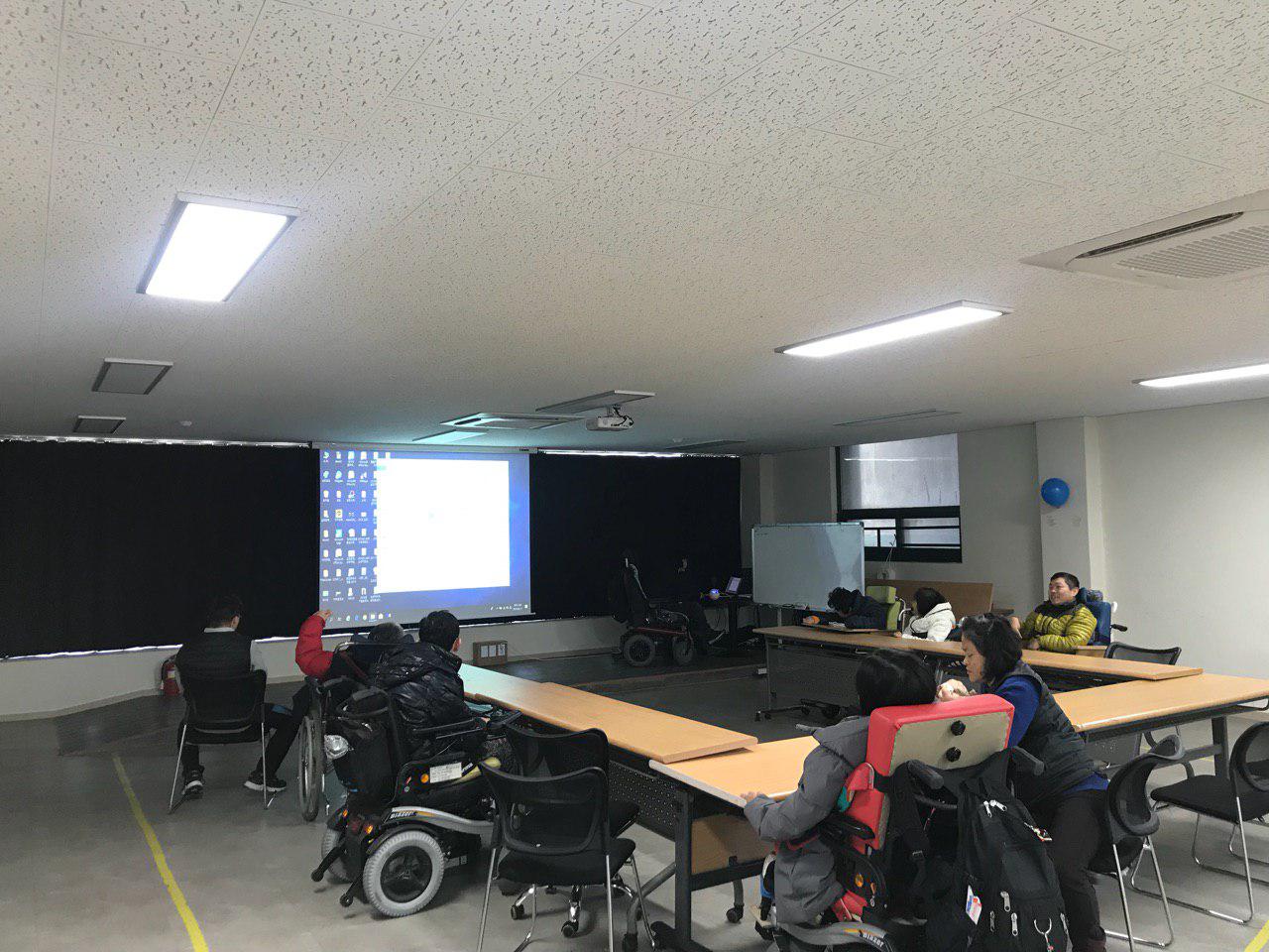 2019년 2월 11일 - 국어수업 사진