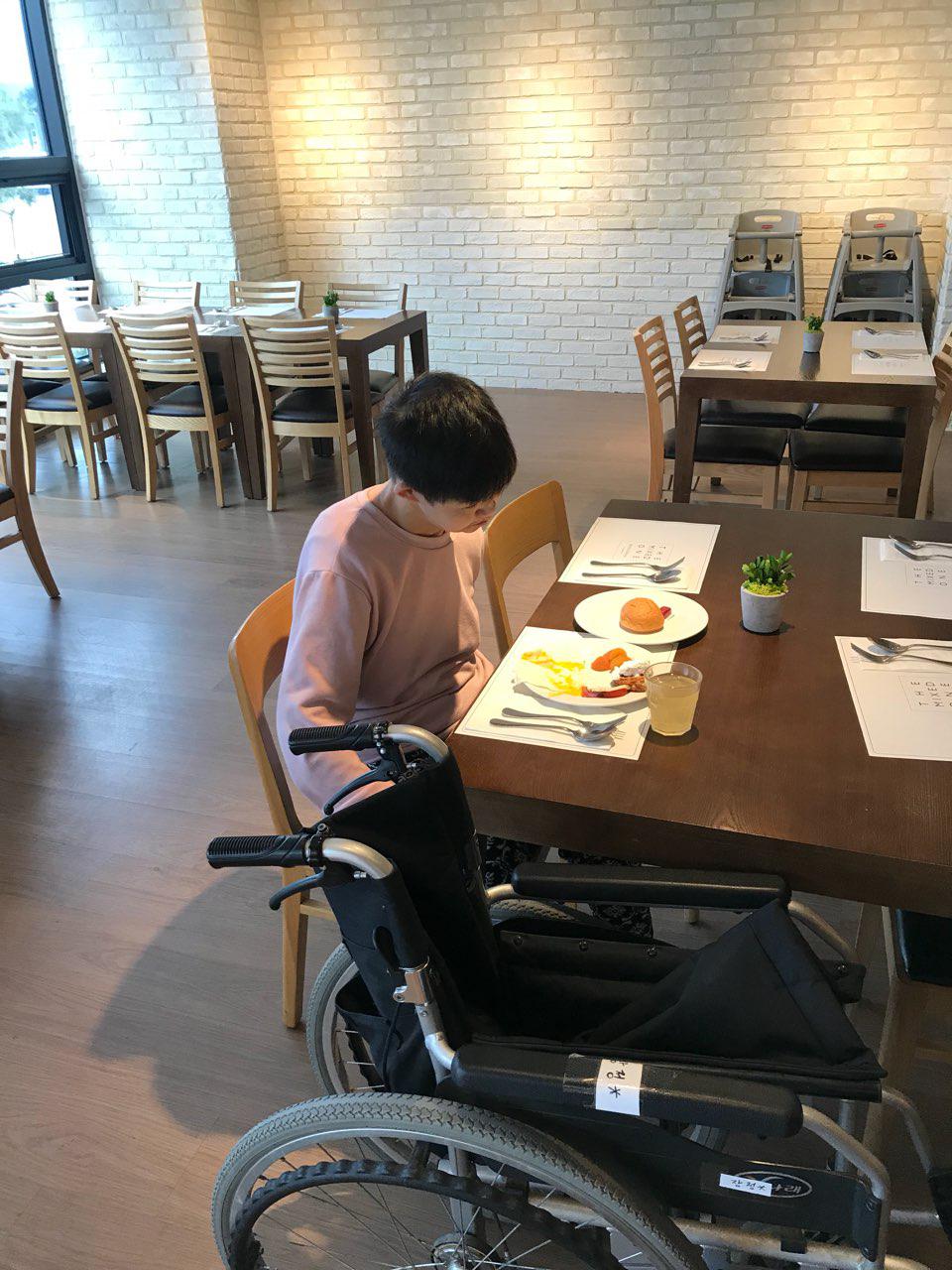 2018년 11월 13일 - 수학여행 사진(조식)
