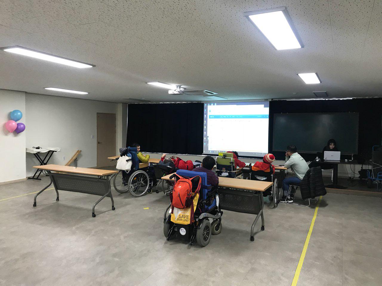 2018년 12월 17일 - 국어수업 사진