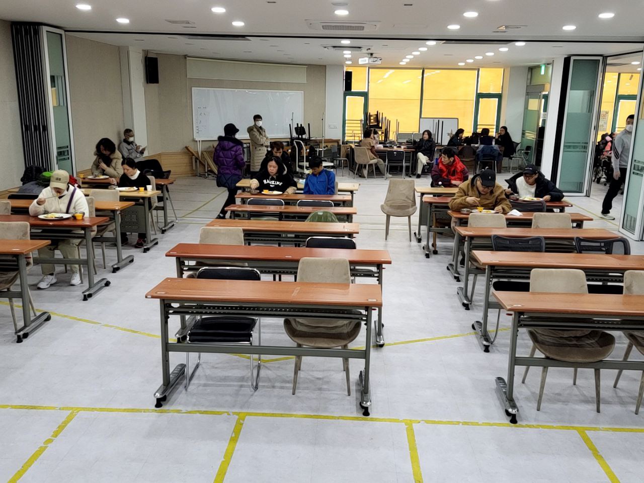 2023/2/16(목)- 점심식사(카레라이스,미소팽이장국...)