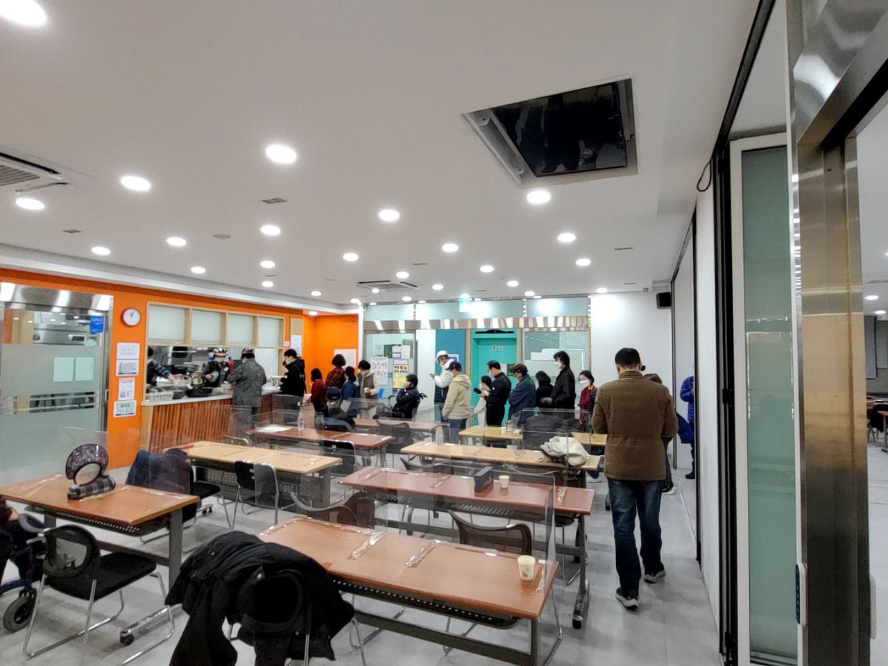 2022/11/08(화) - 점심식사(짜장,계란파국,등심탕수육...)
