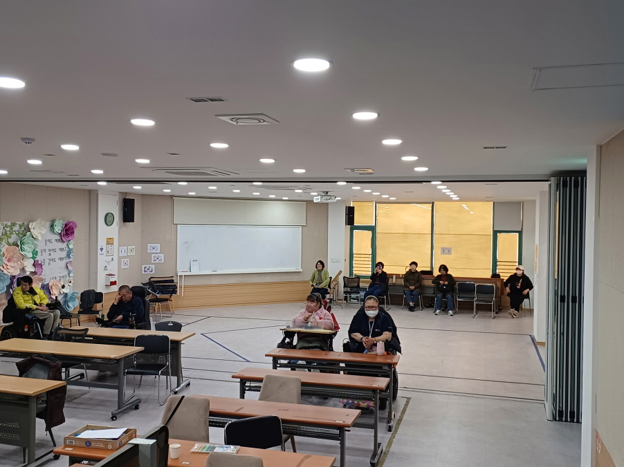 2024년 4월 2일(화) 색동 아리랑-춤 수업 사진
