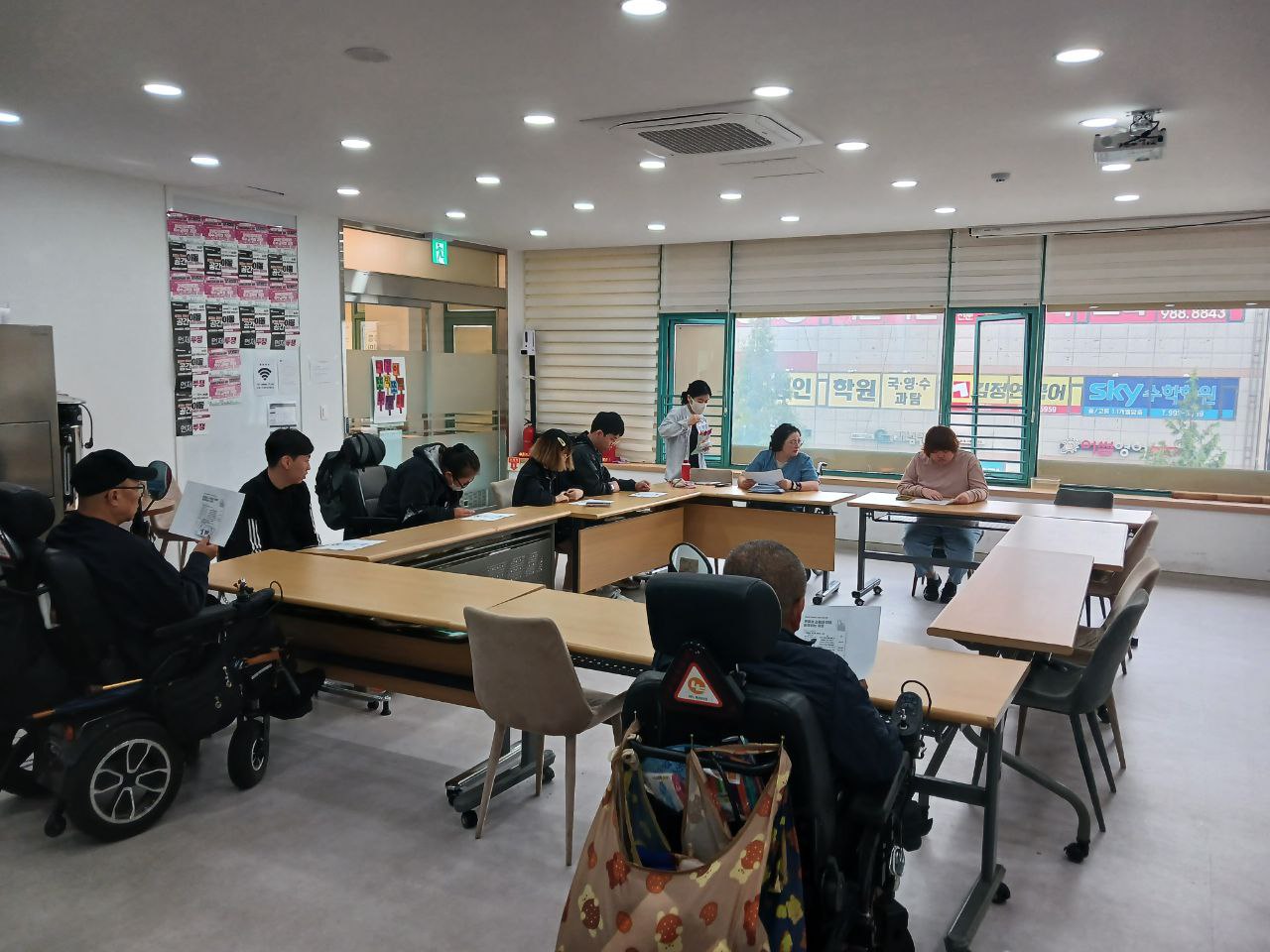 2024년 10월 15일(화) 중등수학 수업사진