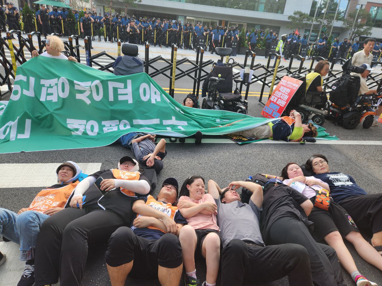 전동행진