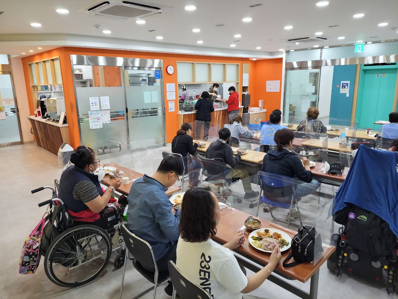 2022/05/26(목) - 점심식사(코다리찜, 고추멸치볶음,. ..)