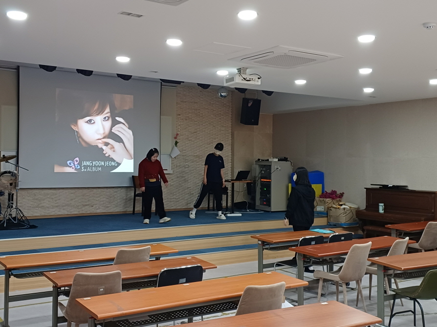2024년 4월 1일(월) 두둠칫 방송 댄스 수업 사진