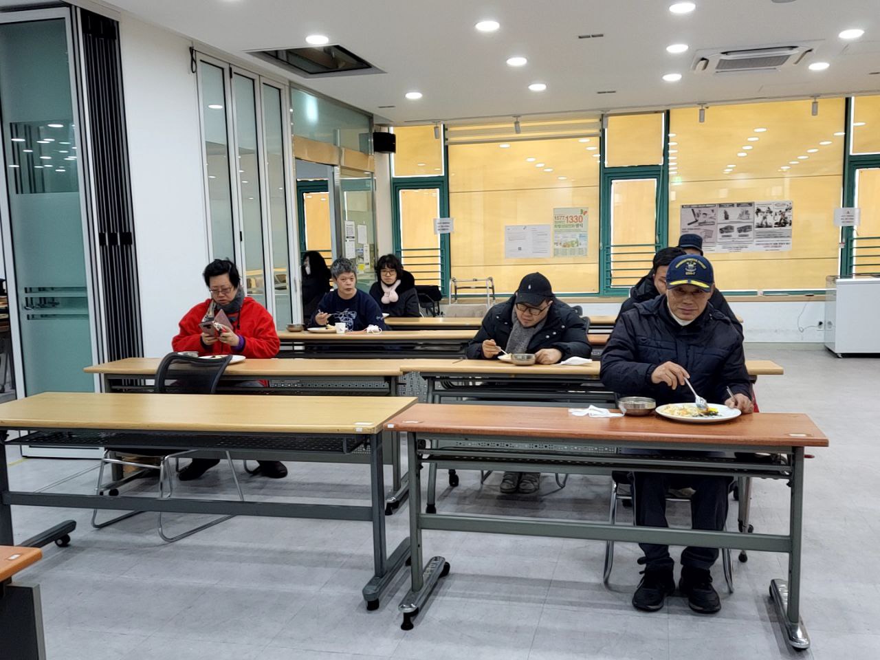 2023/1/5(목)- 점심식사(새우볶음밥,미소된장국,스틱단무지..)