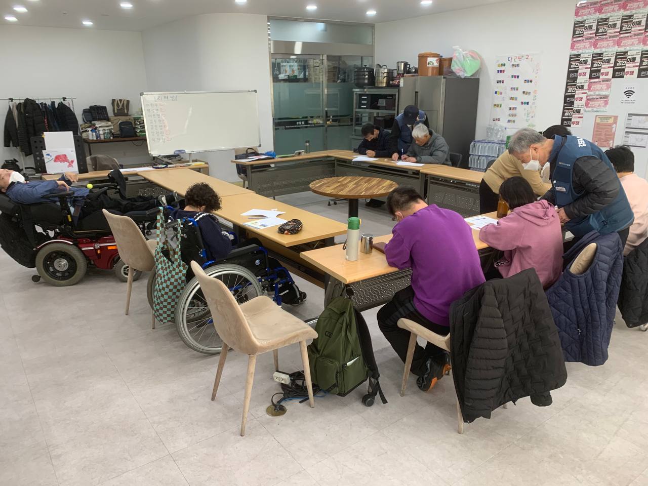 2025년 3월 14일(금) 문해국어 수업사진