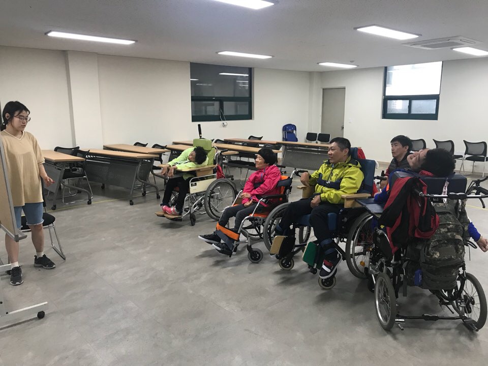 2018년 5월 18일 - 사회수업 사진