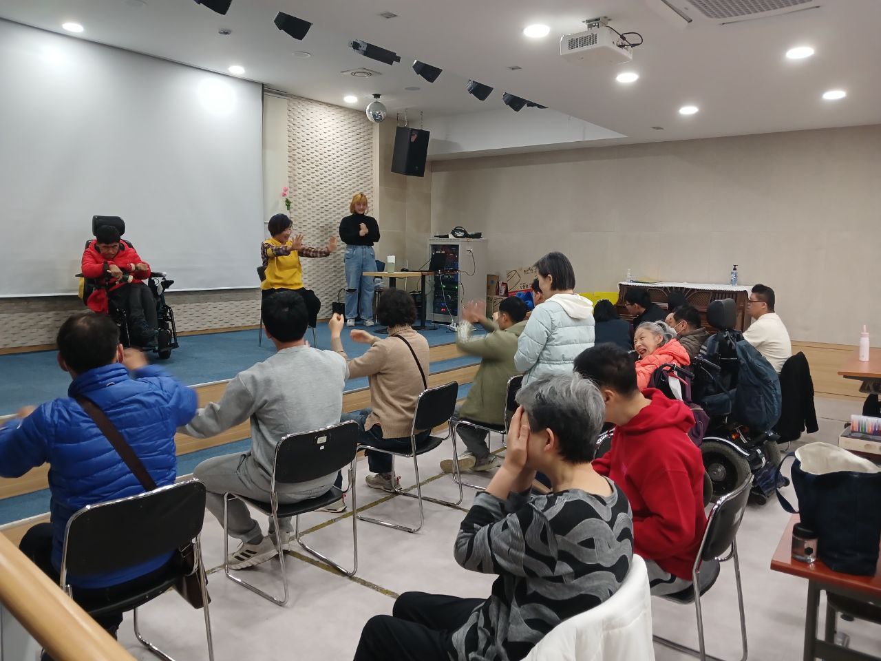 2024년 11월 18일(월) 춤수업 사진