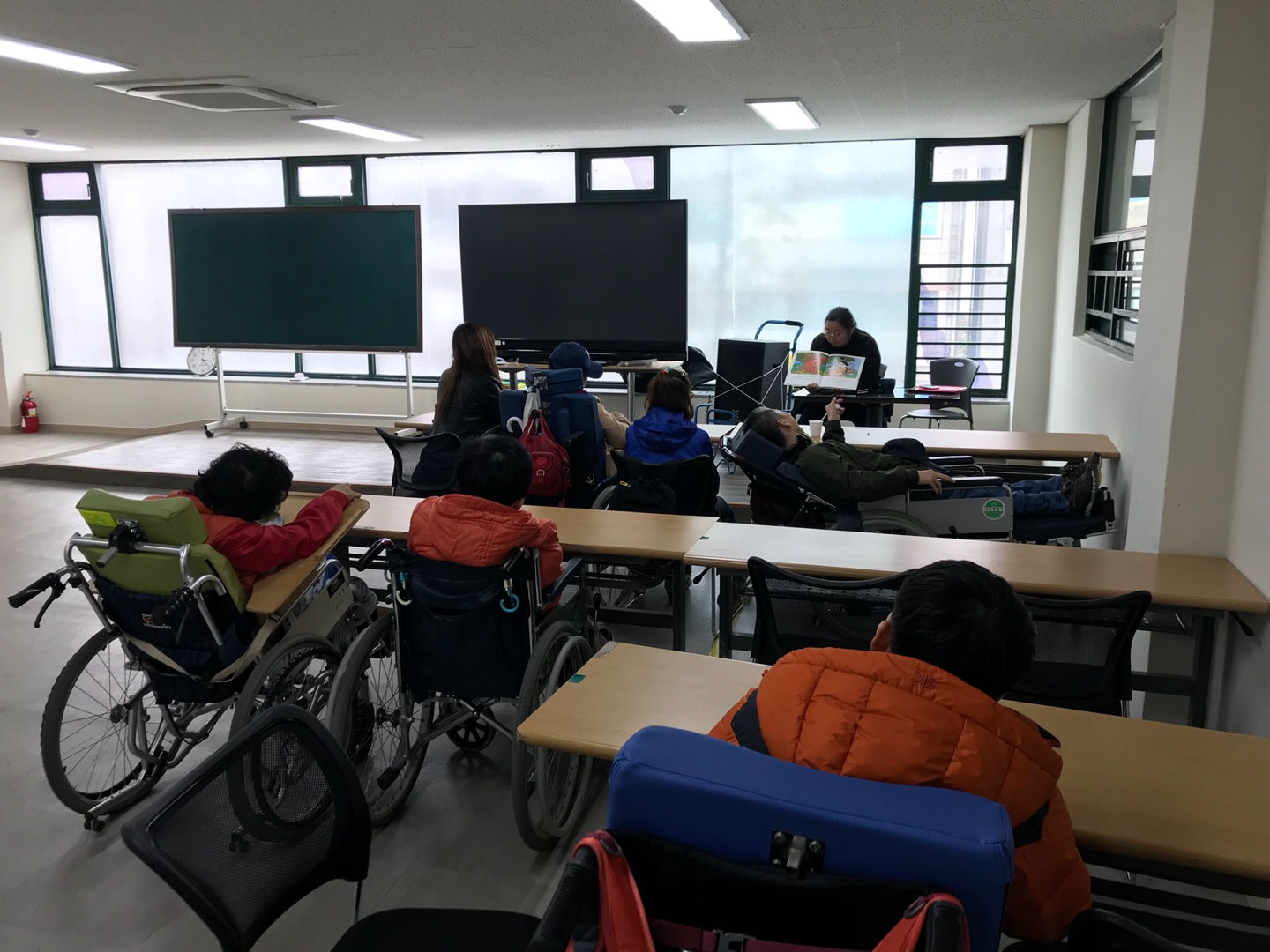2018년 4월 6일 - 사회수업 사진