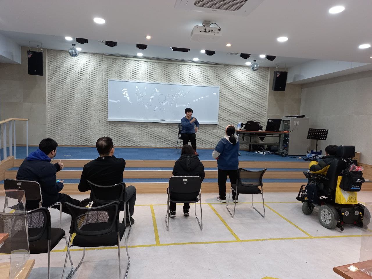 2022/02/08(화) - 춤