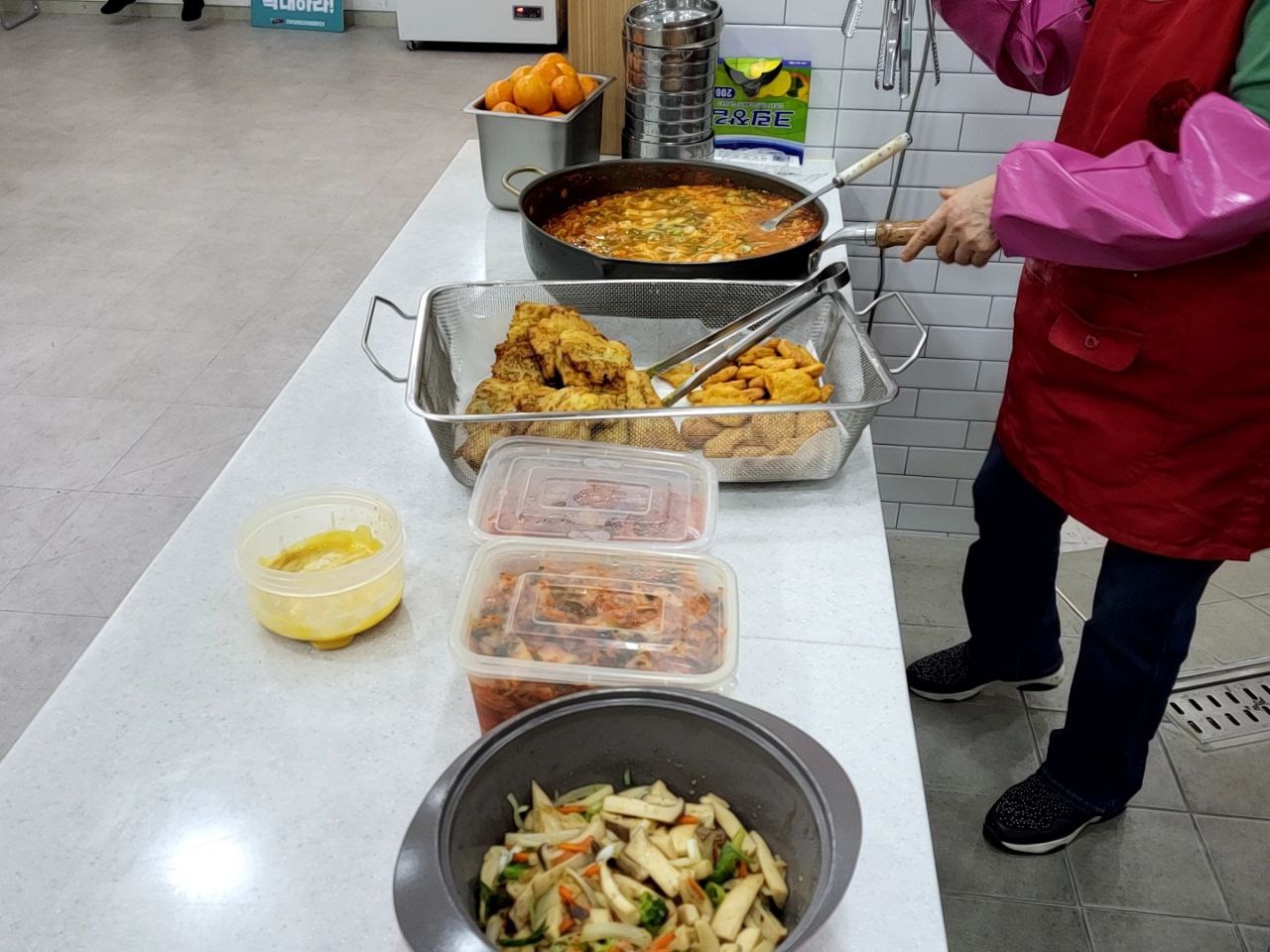 2023/1/12(목)- 점심식사(고추장찌개,치킨너겟...)