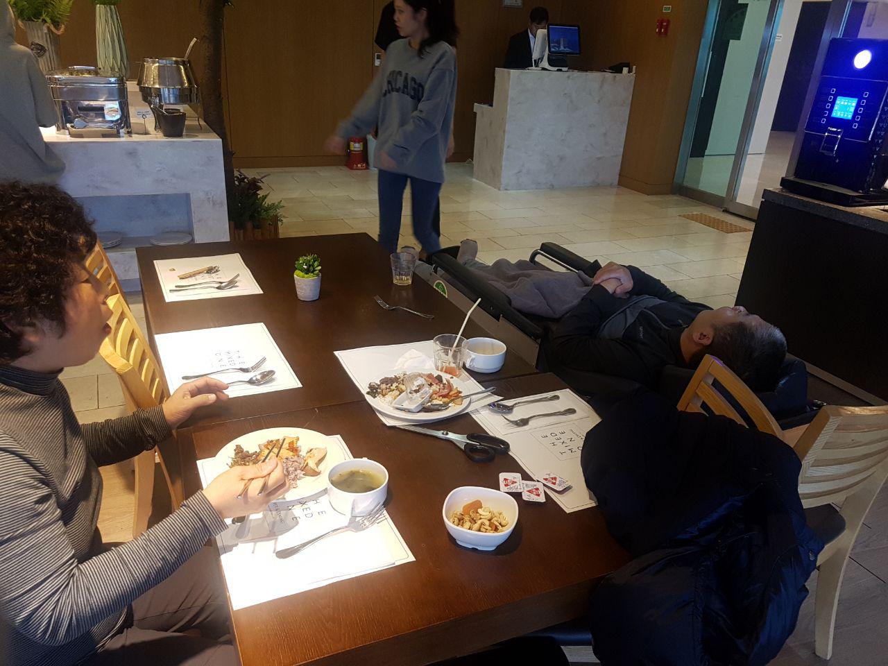 2018년 11월 13일 - 수학여행 사진(조식)