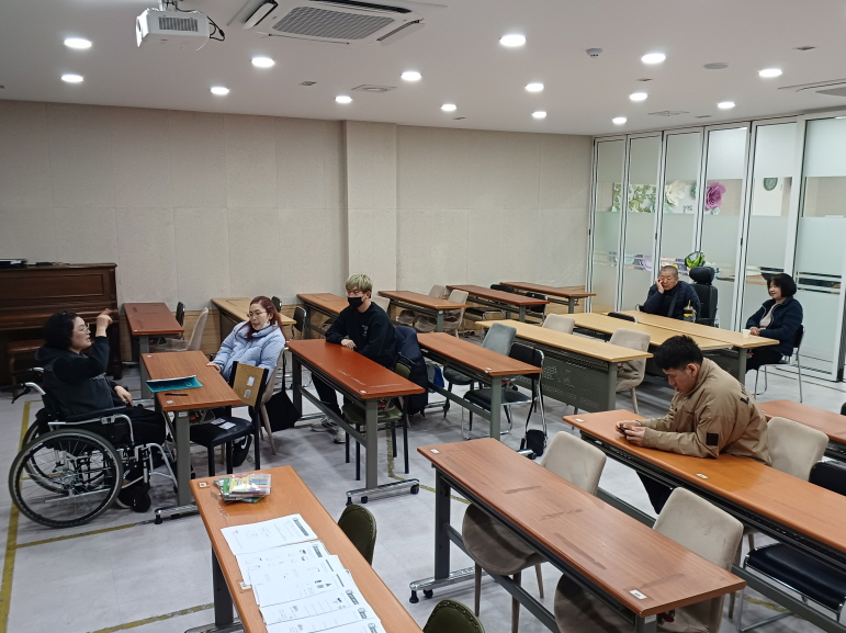 2024년 3월 12일(화) 중등 수학 수업 사진