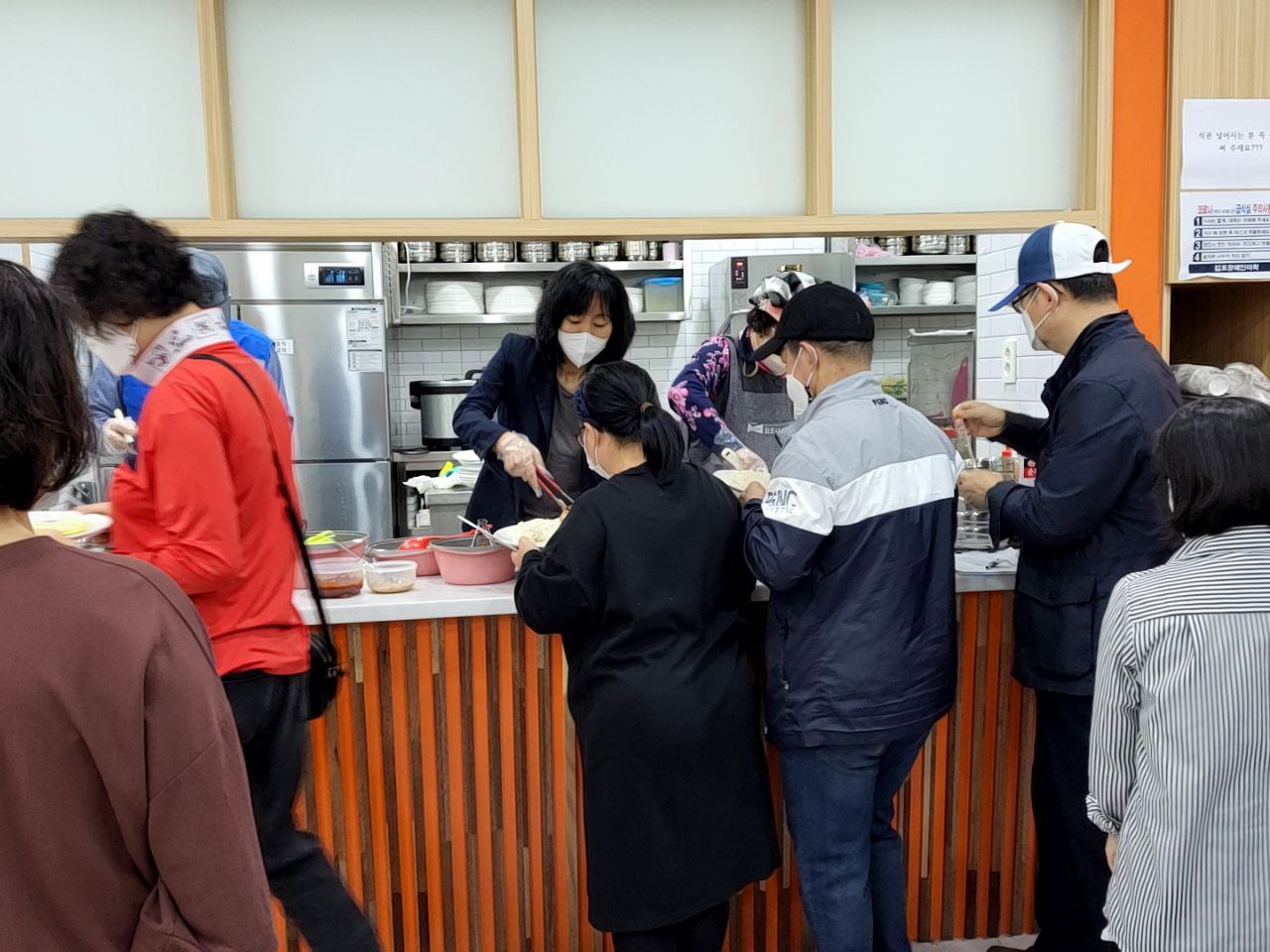 2022/10/07(금) - 식사시간(돼지수육, 양배추쌈...)