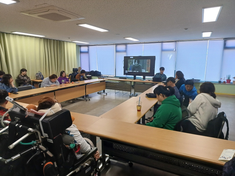 2024년 4월 9일(화) 씽씽클럽-노래 사진