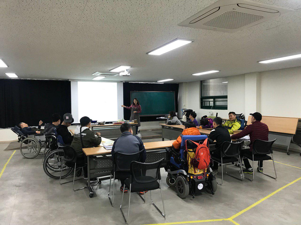 2019년 4월 18일 - 발달수업 사진