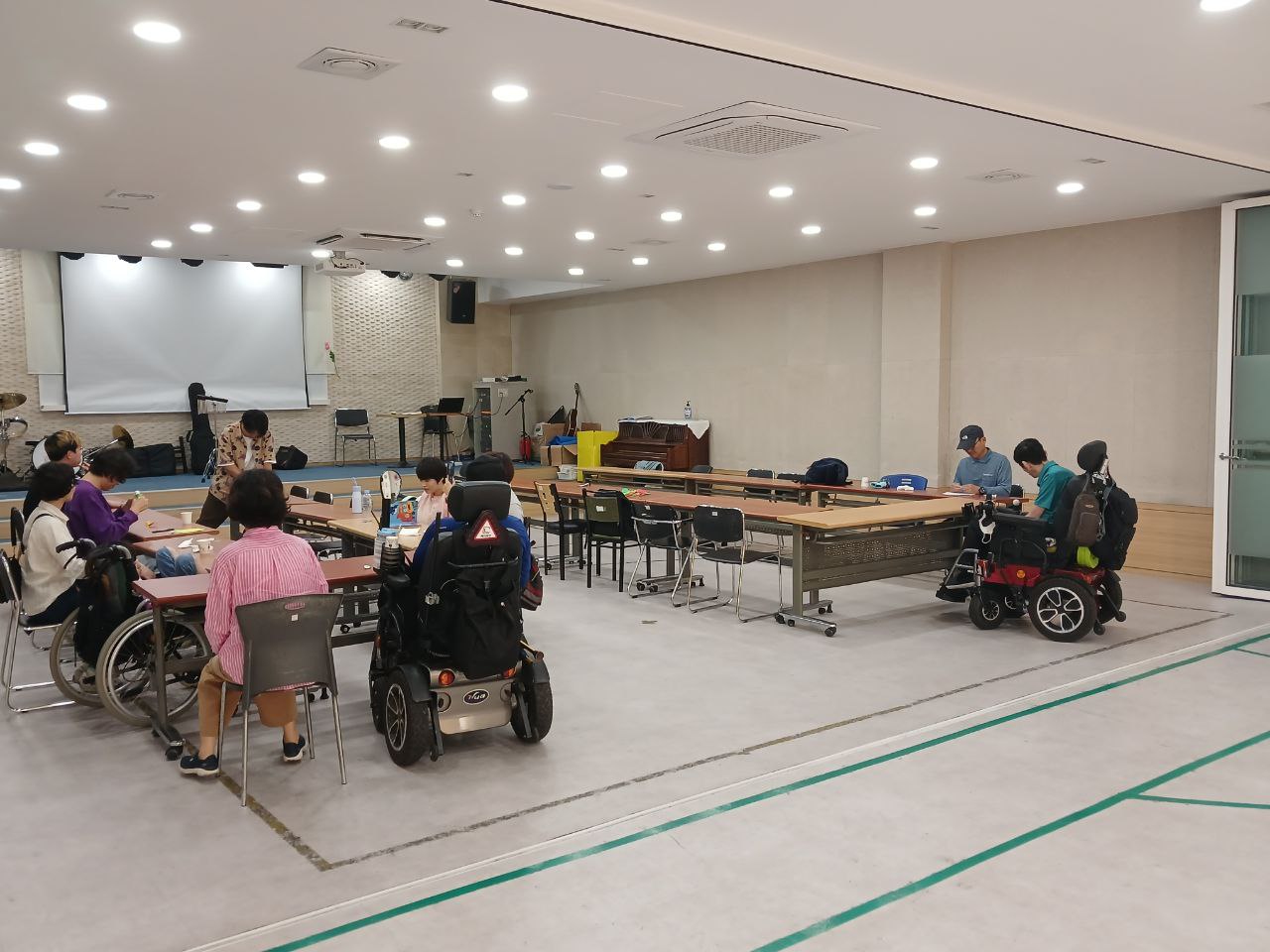 2024년 9월 30일(월) 두런두런 3반 수업사진