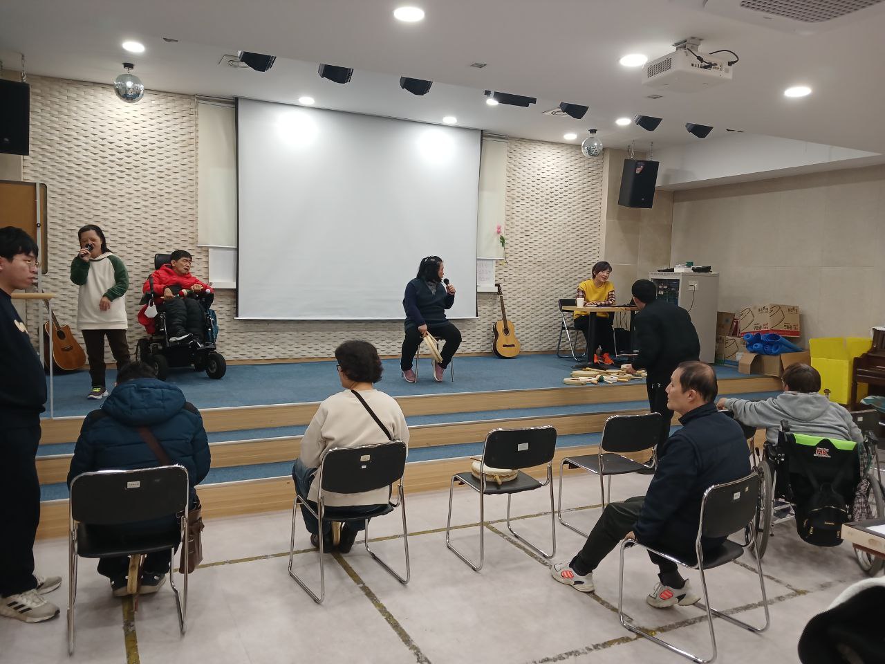 2024년 11월 19일(화) 색동아리랑 춤 수업사진