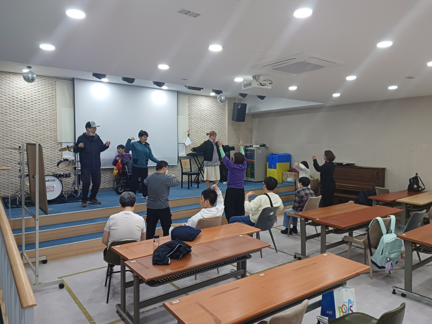 2024년 4월 8일(월) 춤 수업 사진