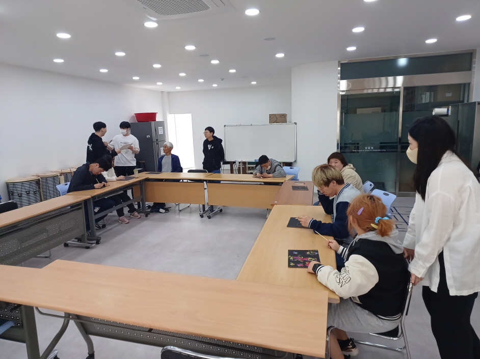 2024년 4월 18일(목) 과학 이야기 수업 사진
