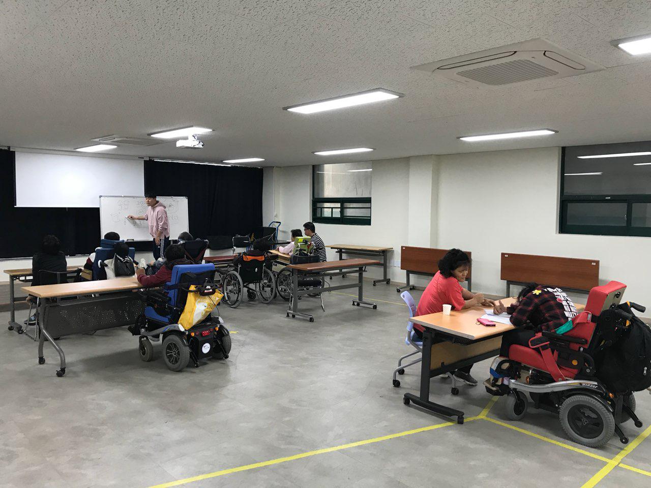 2018년 10월 22일 - 국어수업 사진