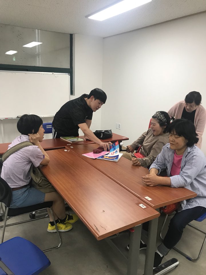 2018년 5월 21일 - 국어수업 사진