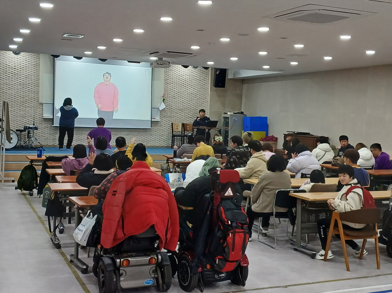 2024년 3월 5일(화) 색동 아리랑 춤 수업(1)