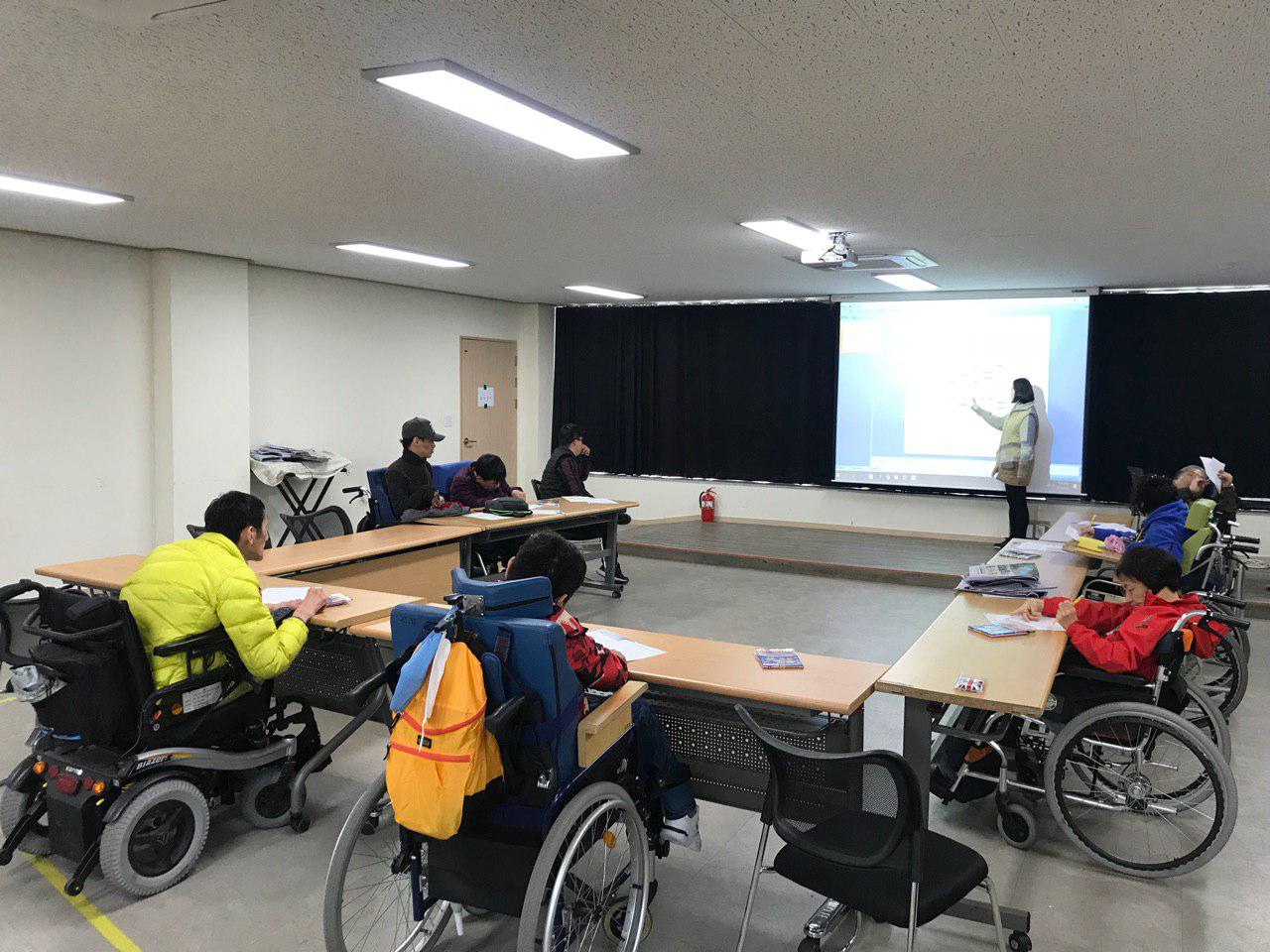 2019년 4월 2일 - 수학수업 사진