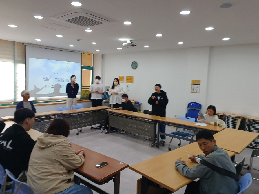2024년 4월 18일(목) 과학 이야기 수업 사진