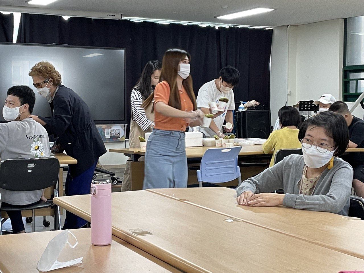 2022/09/08(목) - 꼼지락꼼지락