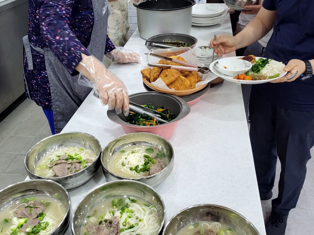 2022/07/29(금) - 점심식사(설렁탕, 돈까스, 멸치볶음...)