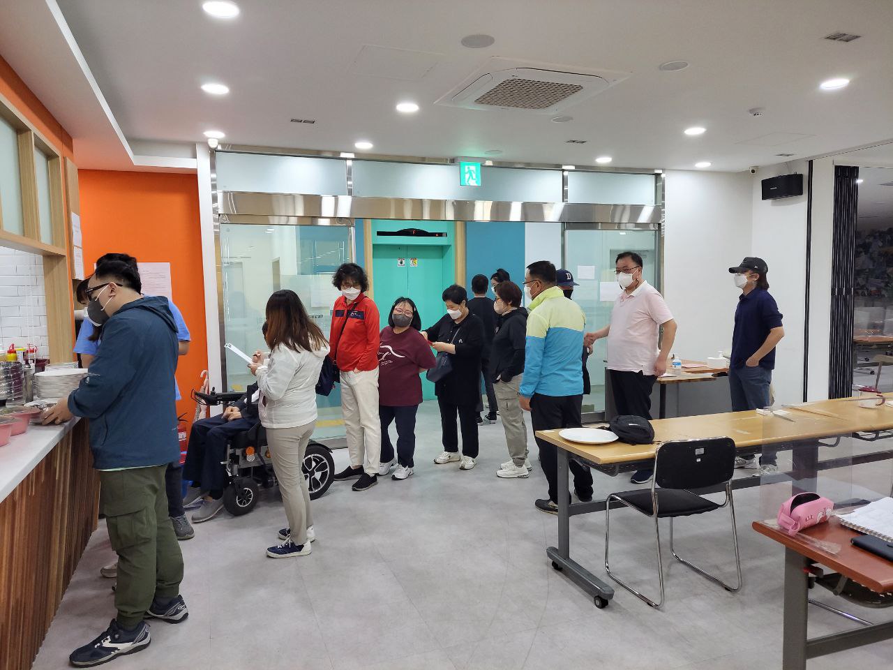 2022/05/04(금) - 즐거운 식사시간(카레,닭강정,요구르트,...)