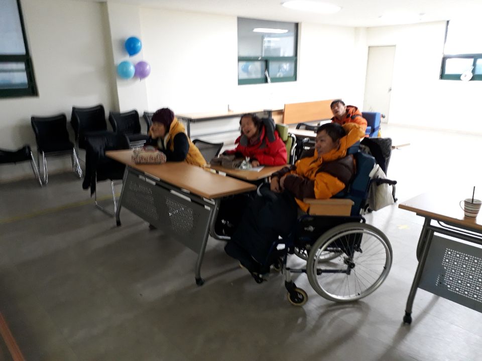 2018년 12월 28일 - 사회수업 사진