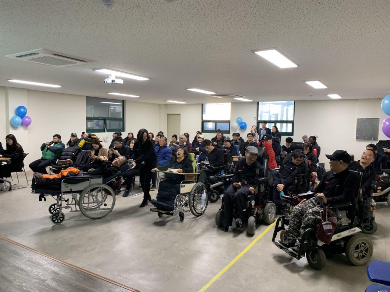 2018년 12월 12일 - 발표회 사진