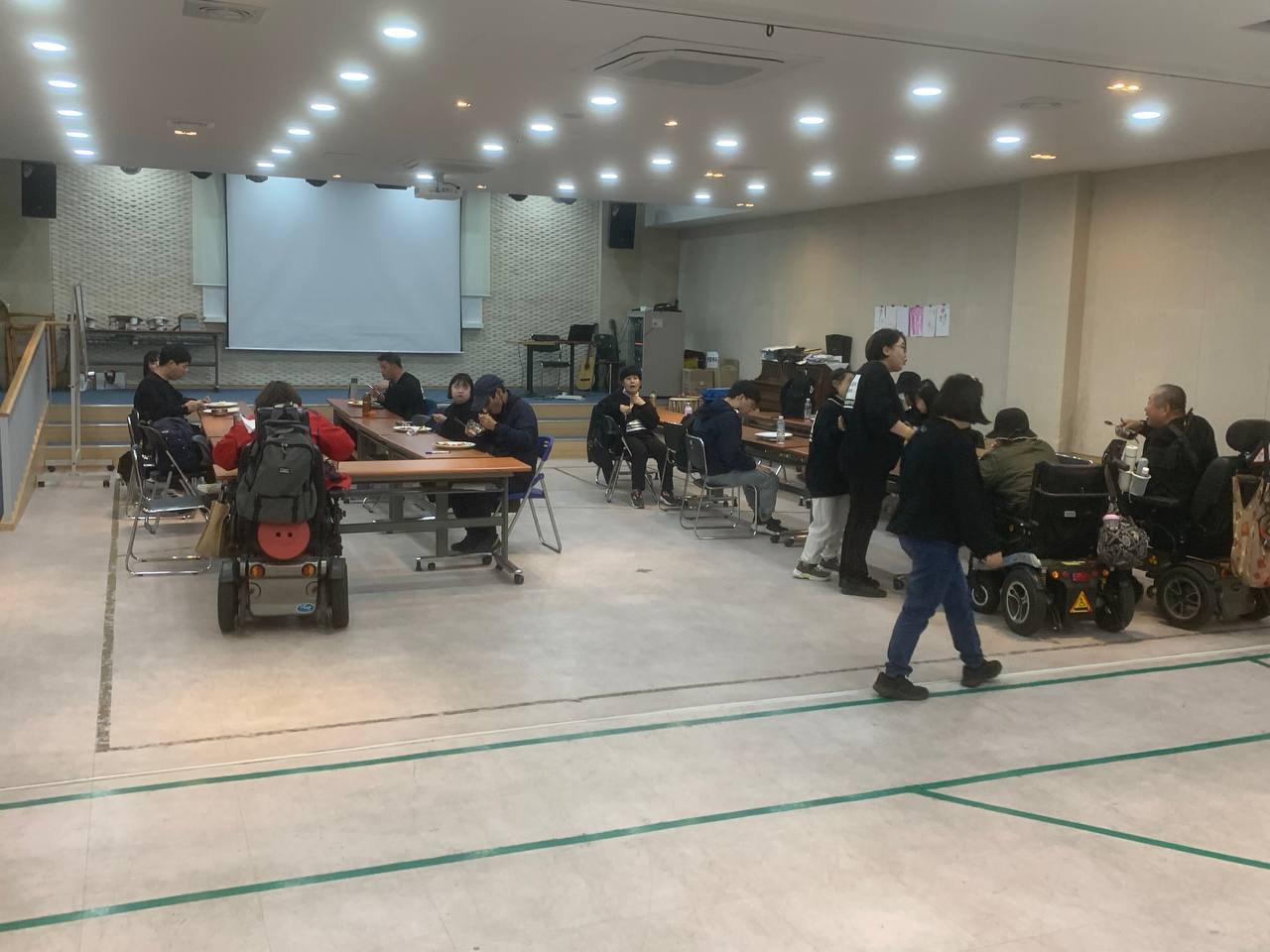 2025년 4월 11일(금) 점심식사 사진