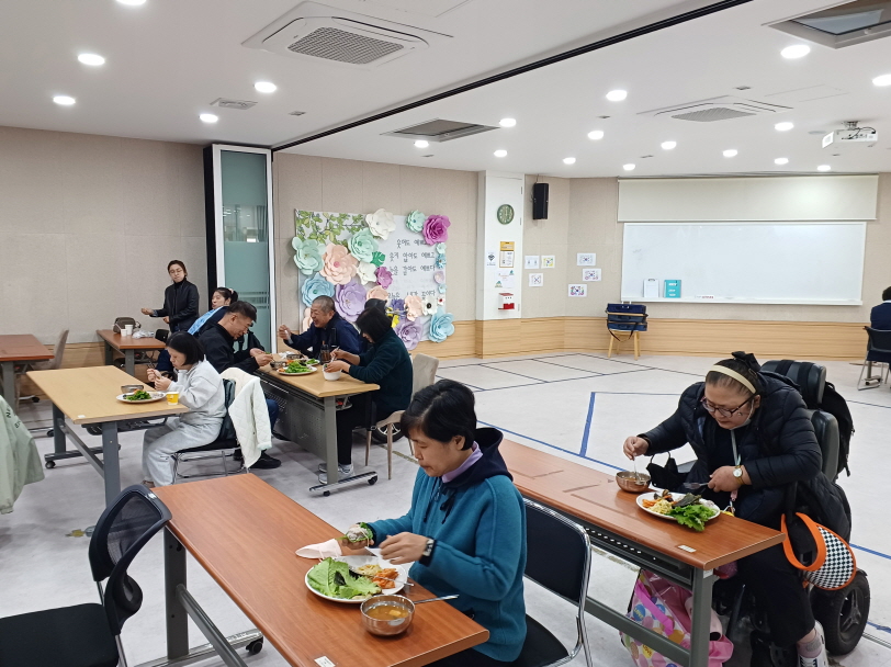 2024년 4월 4일(목) 점심 식사 사진(1)