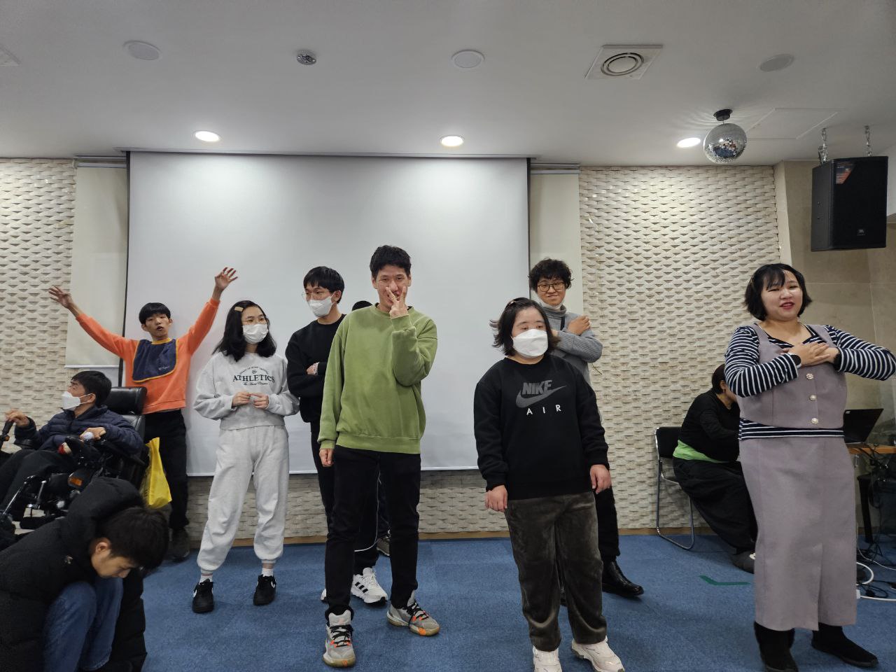 2023년 12월 04일(월) 몸살림 수업사진