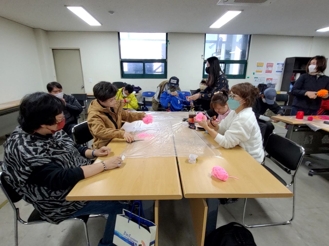 2022/11/17(목) - 꼼지락꼼지락