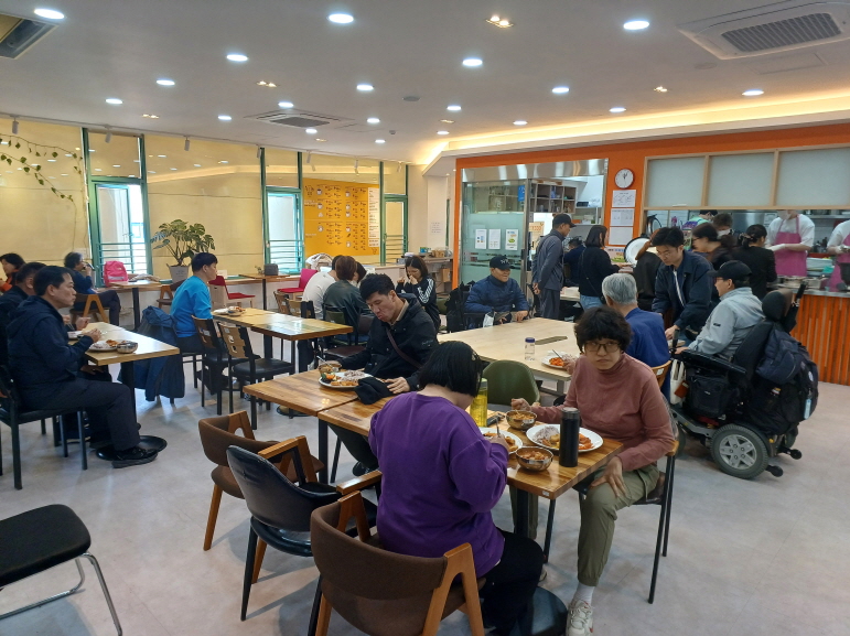 2024년 4월 9일(화) 점심 식사 사진(1)