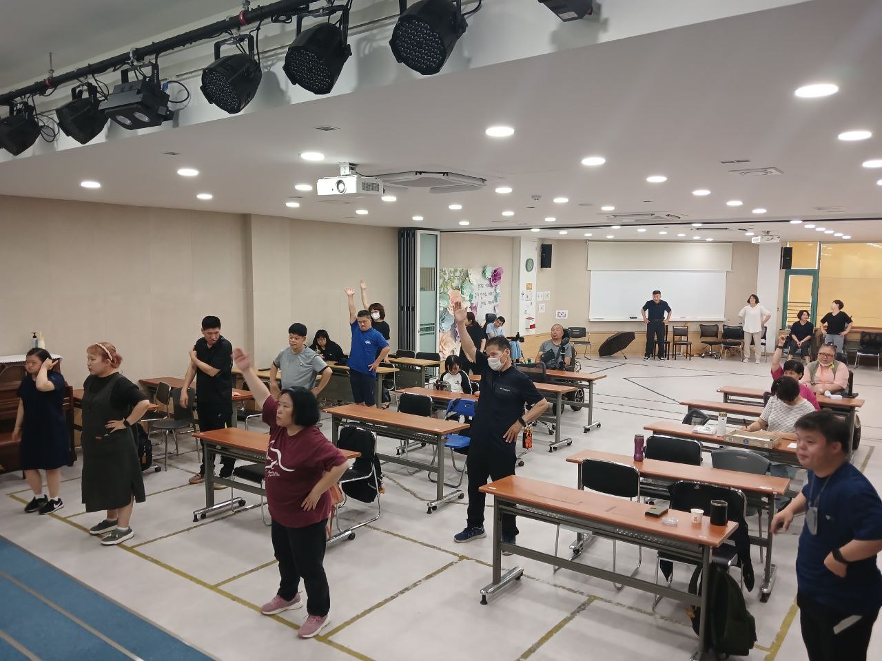 2024년 7월 22일(월) 두둠칫 방송댄스 수업사진