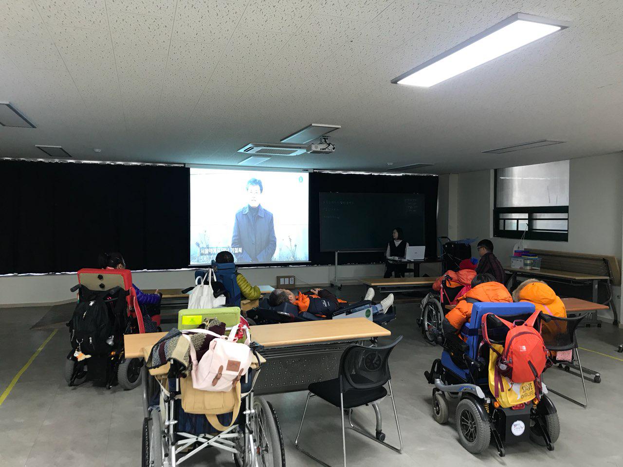 2018년 11월 23일 - 사회수업 사진