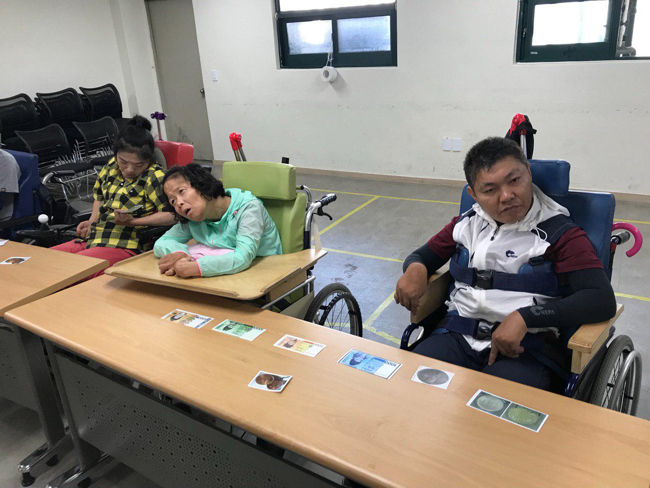 2019년 6월 11일 - 수학수업 사진
