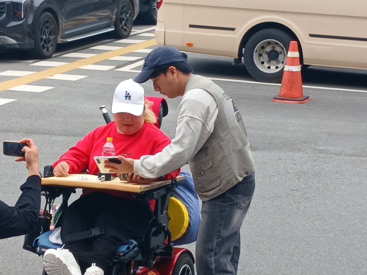 2024년 10월 14일(월) 기자회견 사진