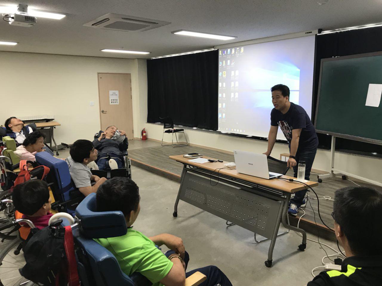 2018년 6월 18일 - 국어수업 사진
