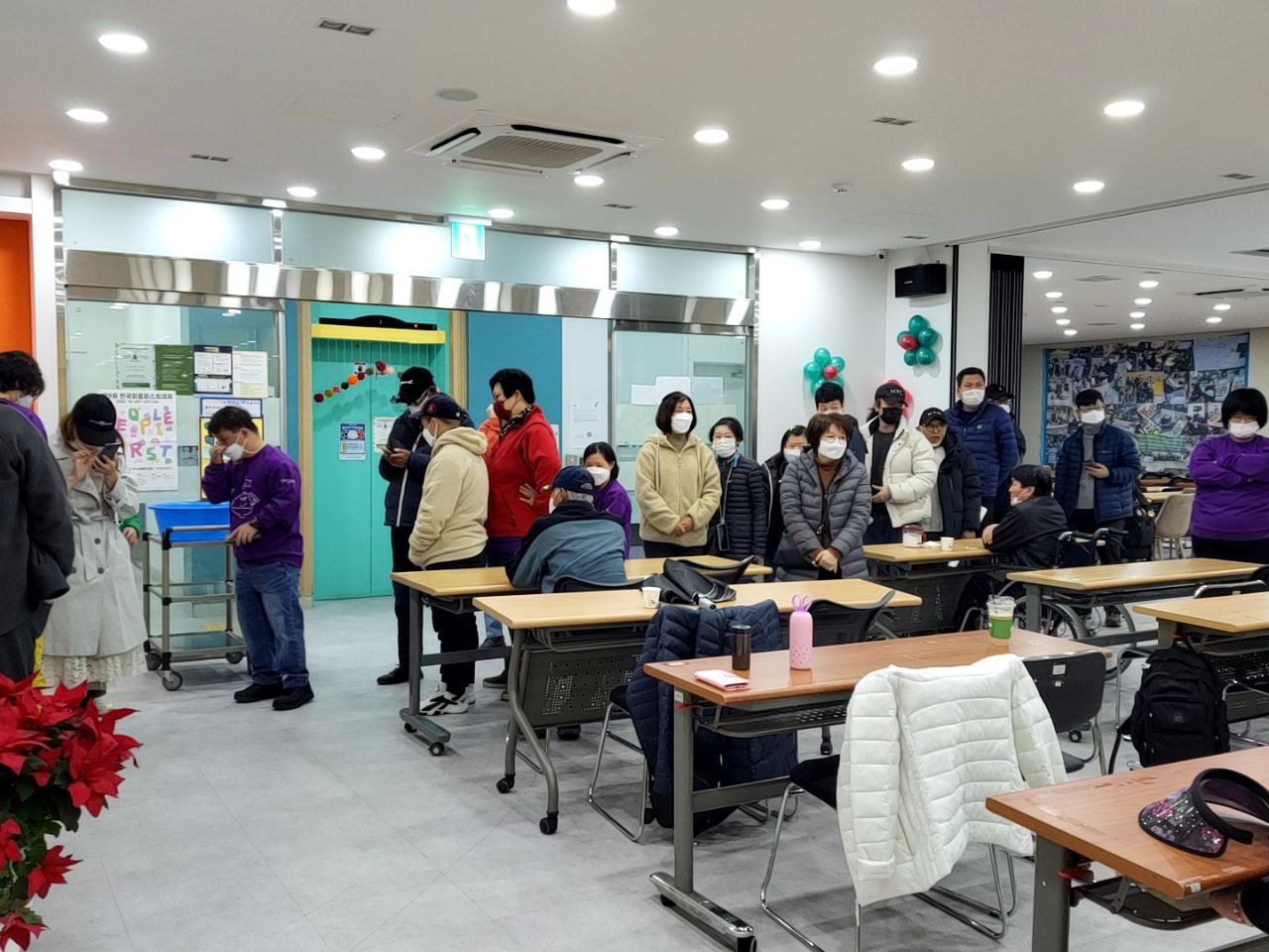 2022/11/28(월) - 점심식사(비빔국수...)