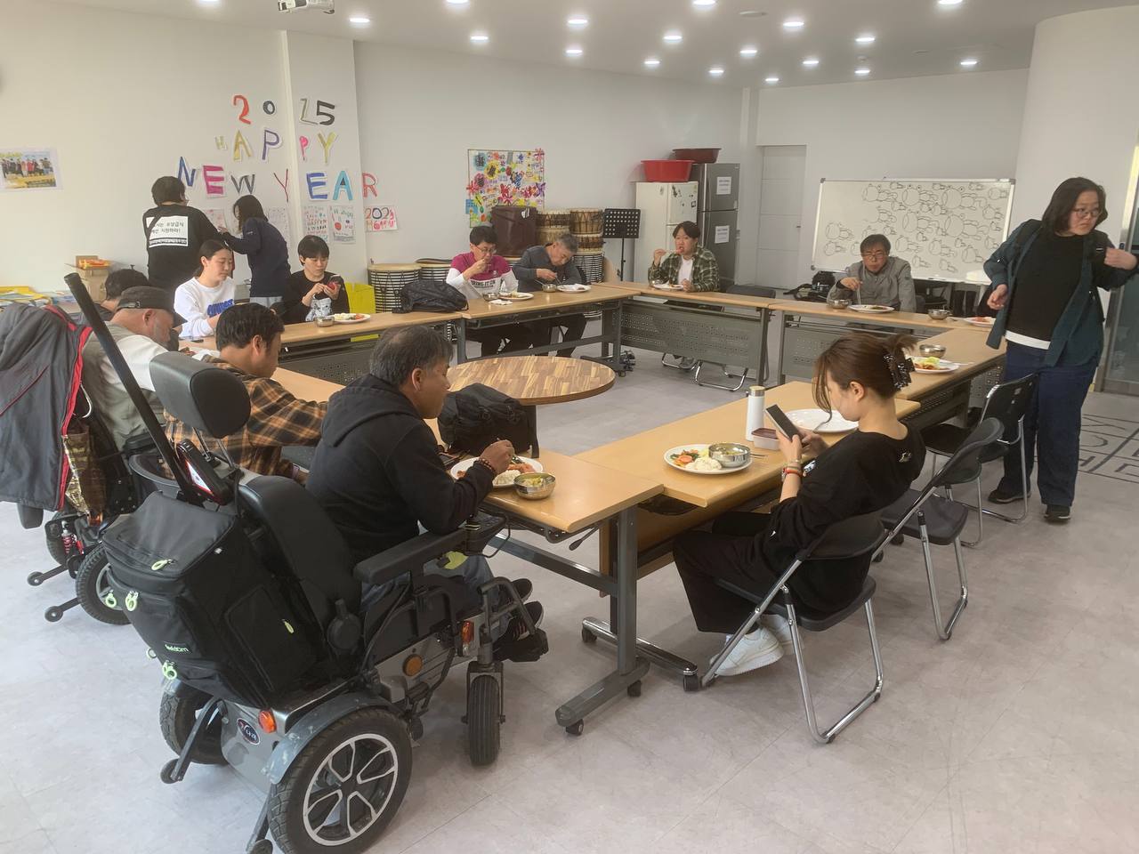 2025년 4월 11일(금) 점심식사 사진