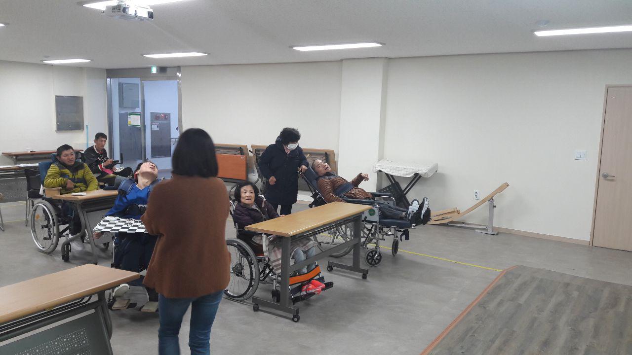 2018년 11월 05일 - 국어수업 사진